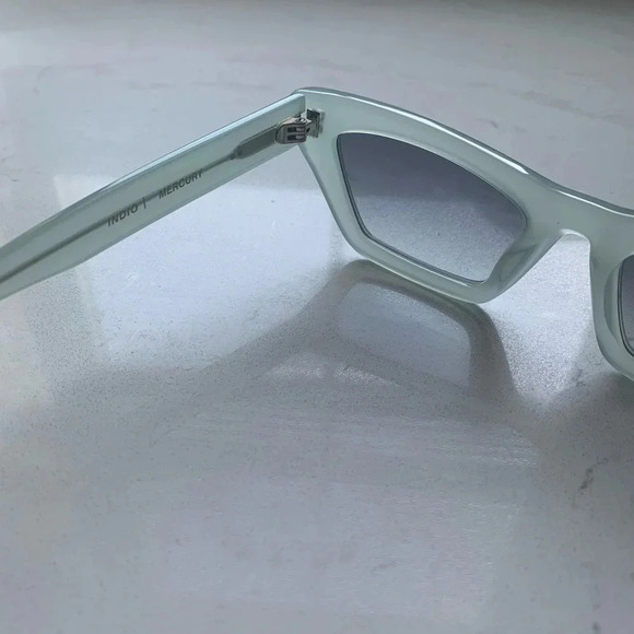 Sito Indio Sunglasses - 52mm - Mercury - NWT with included pouch‎